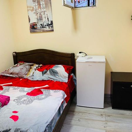 Home Stay Georgia Tbilisi Esterno foto