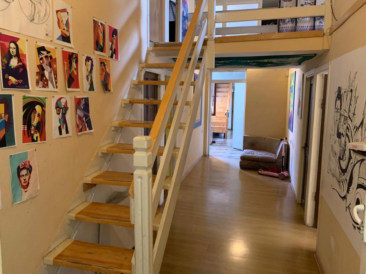Home Stay Georgia Tbilisi Esterno foto