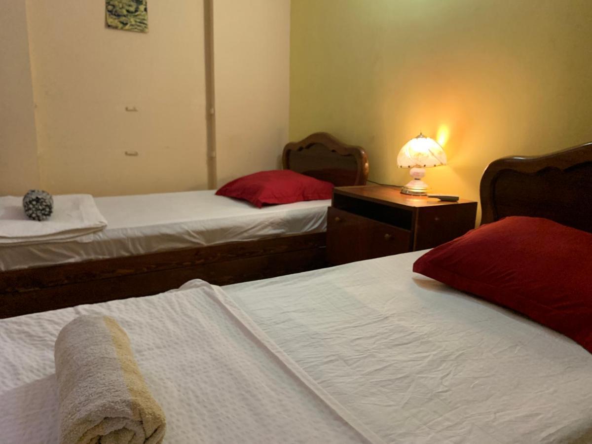 Home Stay Georgia Tbilisi Esterno foto