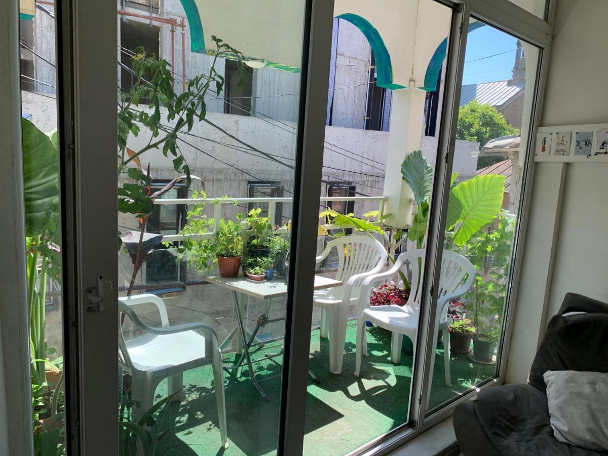 Home Stay Georgia Tbilisi Esterno foto