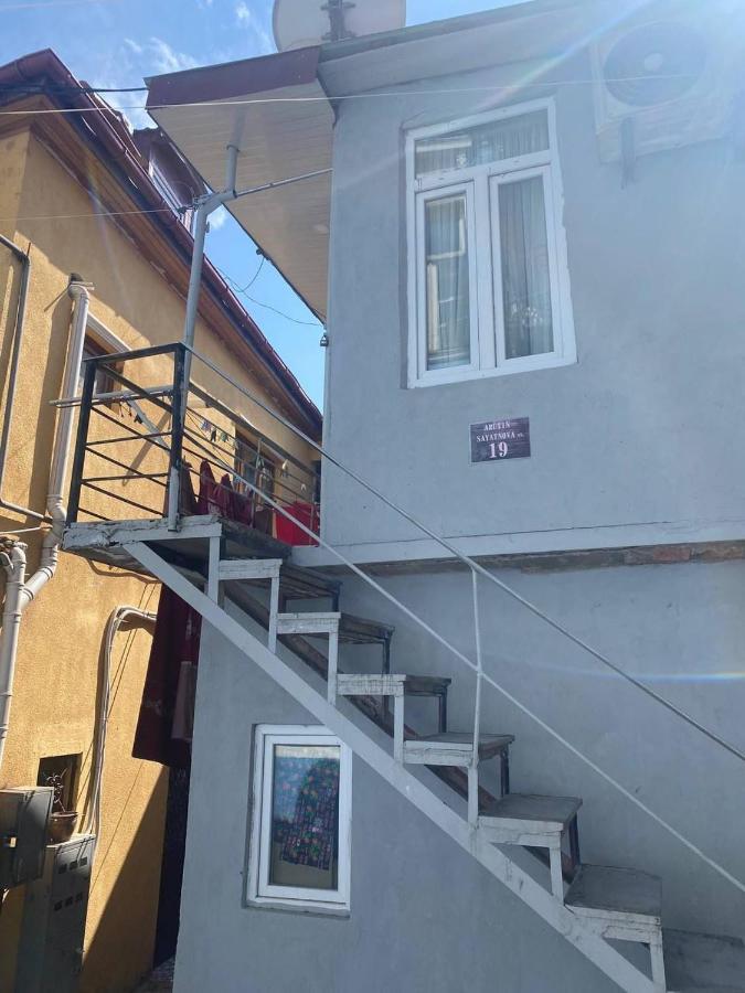 Home Stay Georgia Tbilisi Esterno foto